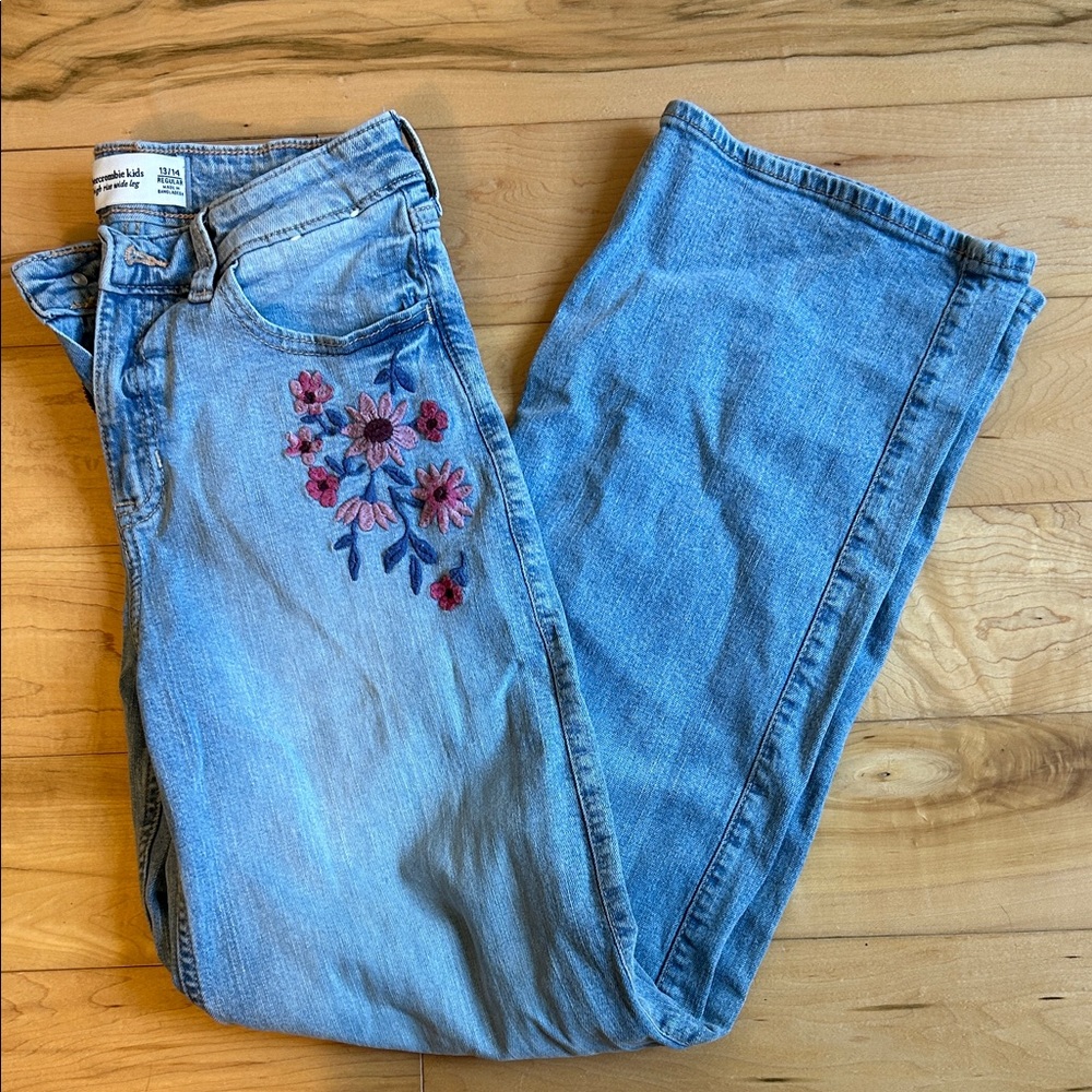 Abercrombie Kids Light Blue Jeans with Floral Design